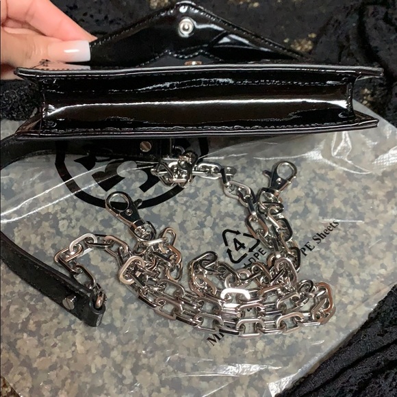 ❗️SOLD Tory Burch Bow Envelope Crossbody - Picture 7 of 8